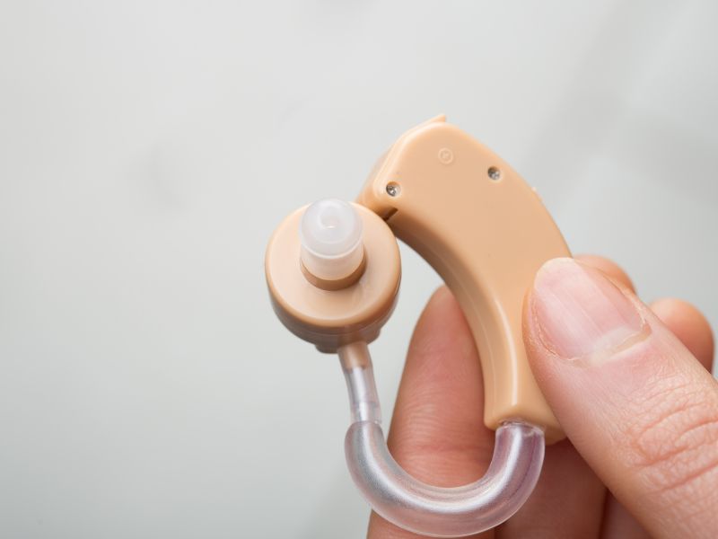 aparelhos auditivos
